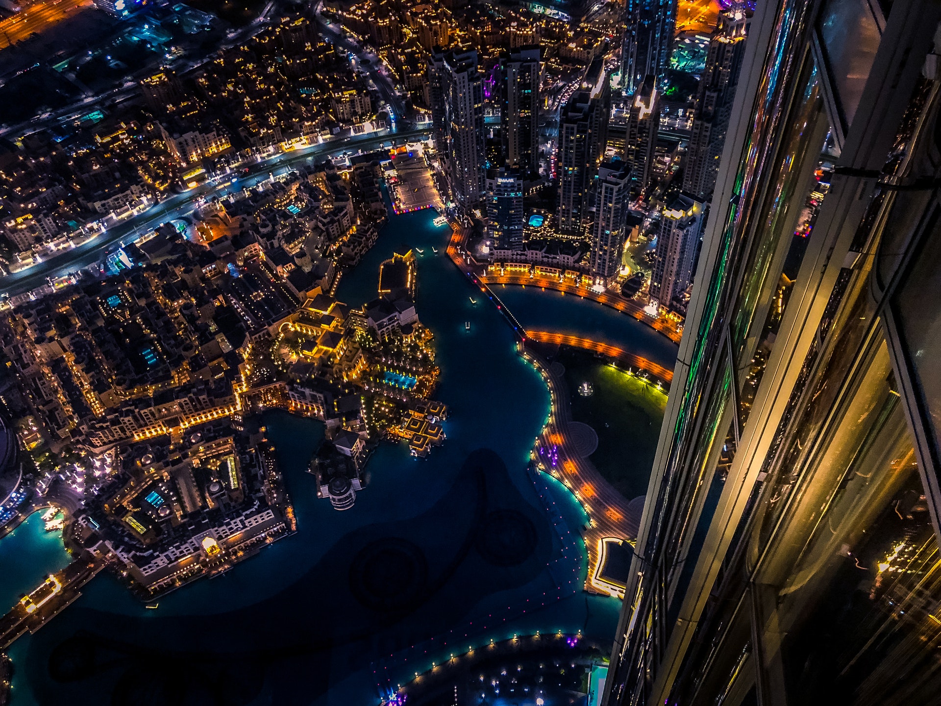 burj khalifa sleeklens selfies locations
