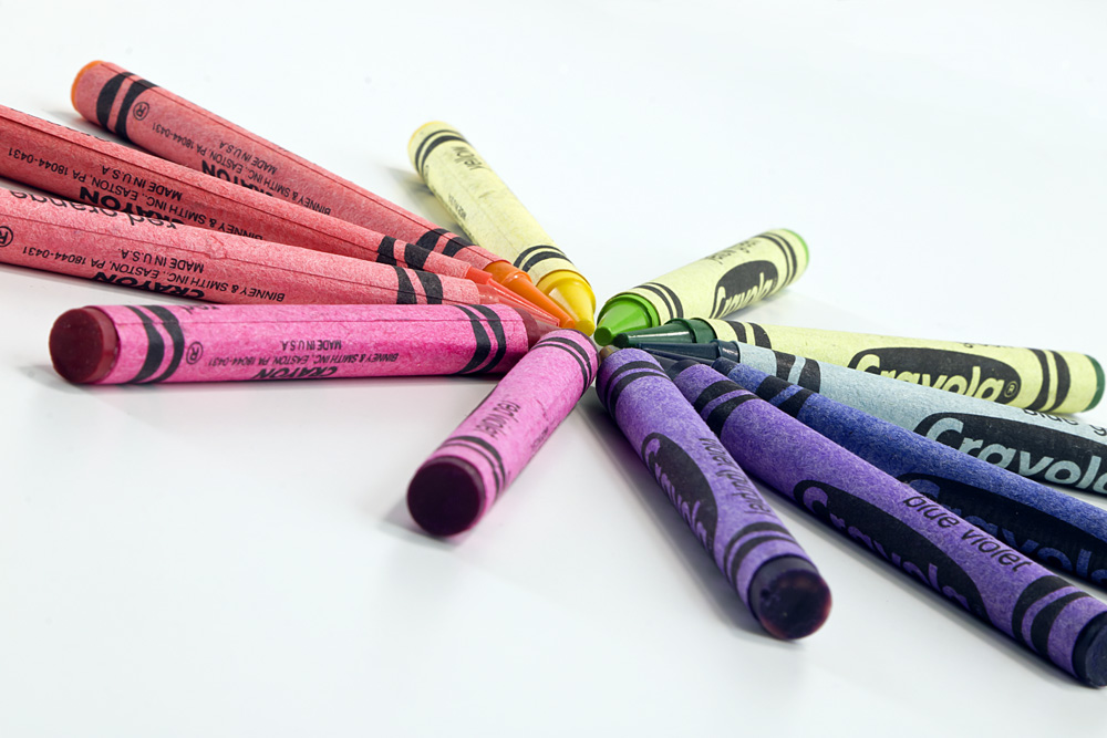 2 Crayon Hacks (How to Revive Dull Colored Crayons and How to Fix