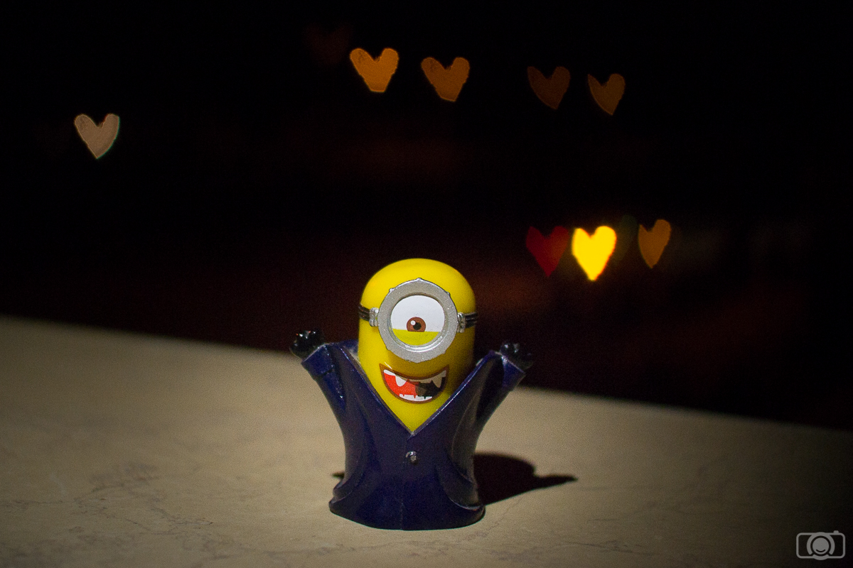 To get this photo I focused on the Minion. I needed to put some light on him because it was really dark.