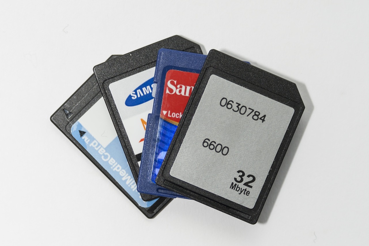 why-using-smaller-memory-cards-is-better-for-your-work