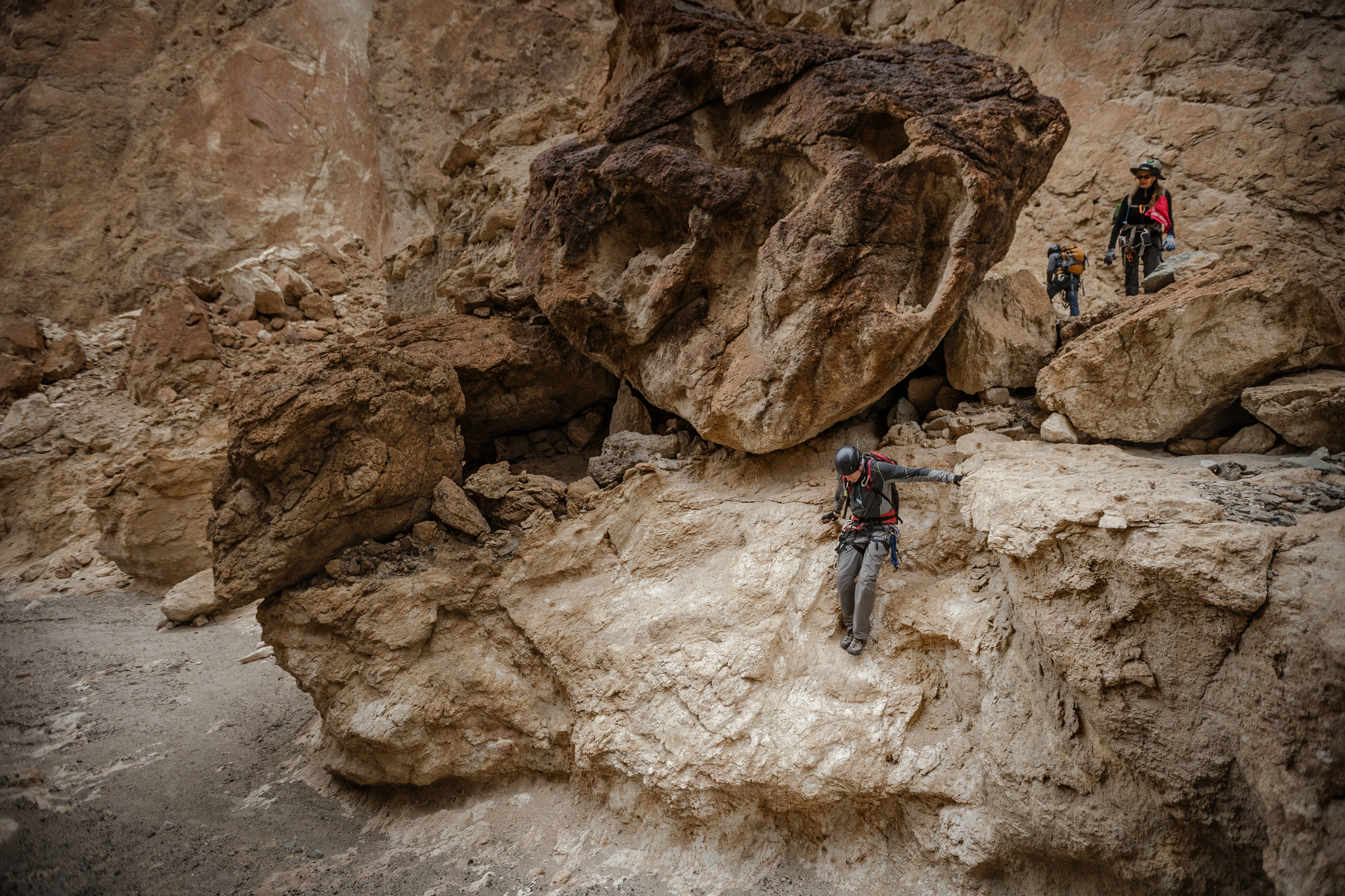 This canyoneering shot taken in Vinegaroon Canyon in Death Valley was manually focused while the lens was still set for autofocus because I was using the back button focus instead of the shutter button.