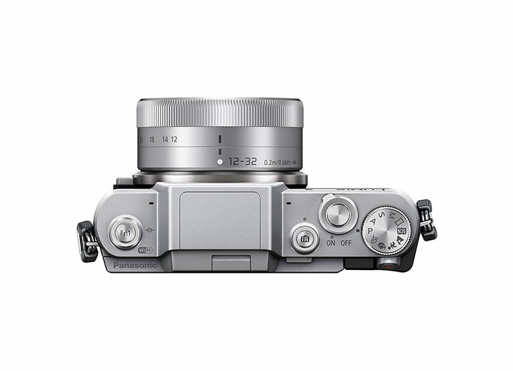Panasonic LUMIX DMC-GF7 fotocamera digitale SILVER COPRIBATTERIA NUOVO 