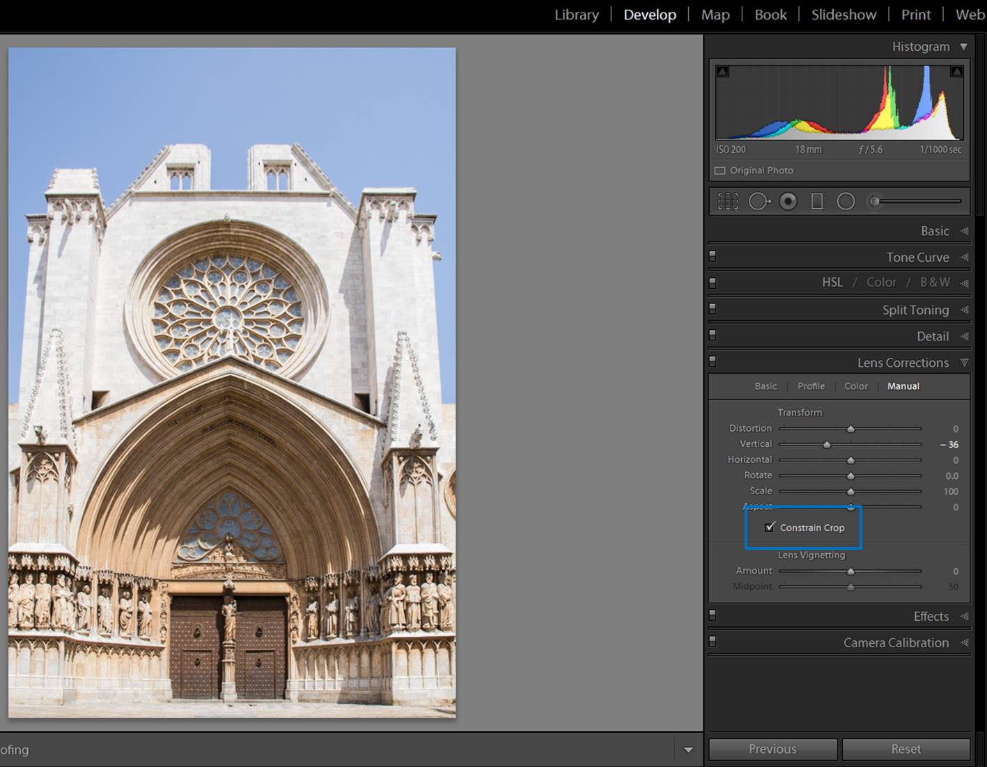 Architecture distortion