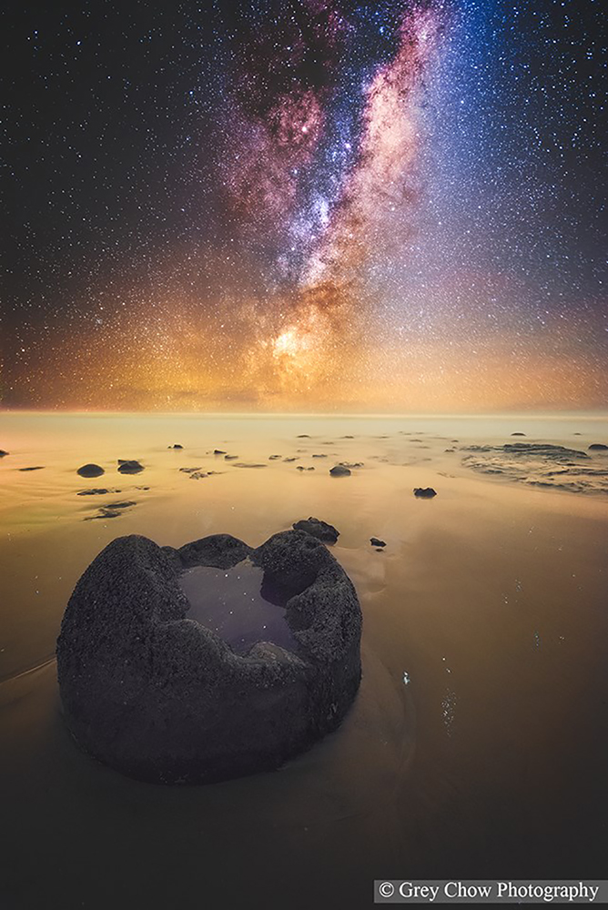 Moeraki Boulders Milky Way