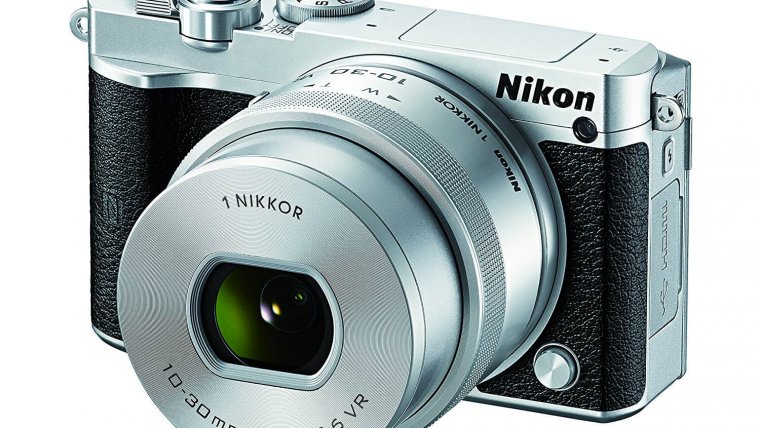 Nikon 1 J5 Detailed Review: A High Tech Mirrorless Camera