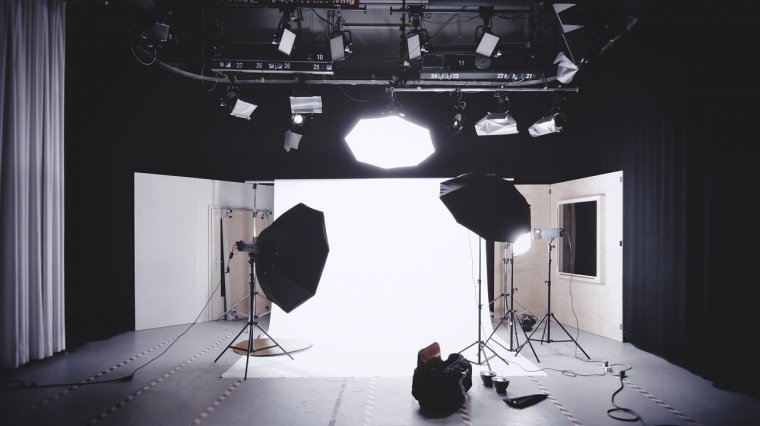 studio fashion photography lighting